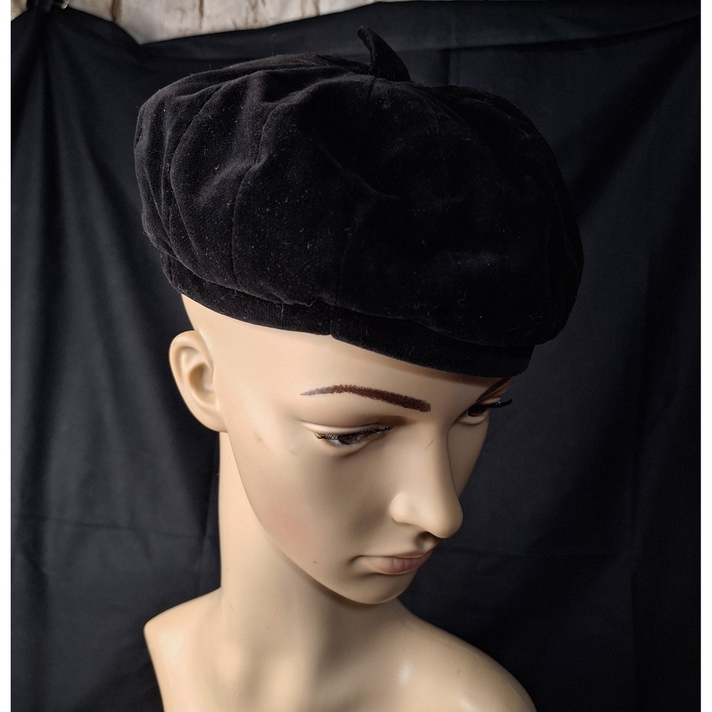 Vintage Black Velvet Beret Hat Union‎ Made United Hatters Millinery Size 21 - Picture 1 of 8